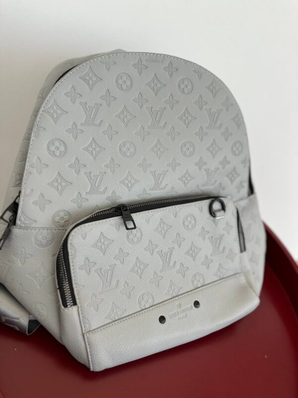 Lv backback